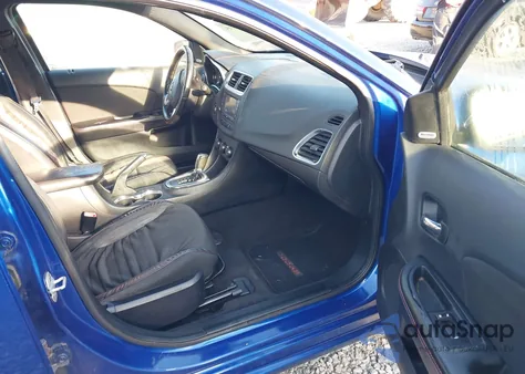 2012 Dodge Avenger R/T из США, поврежденный, VIN 1C3CDZBG3CN148588